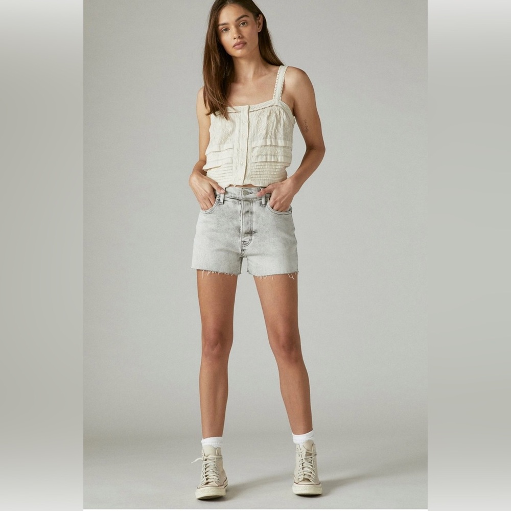 NWT Lucky Brand 3” High Rise Mom Short